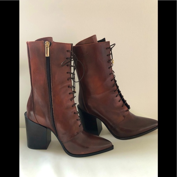 NWT Capezzani Lace up Booties, size 36, US 5.5 - Picture 3 of 7